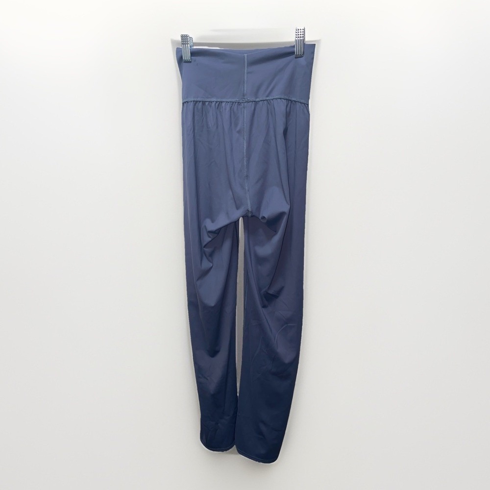 Gymshark High Waisted Flare Leggings Periwinkle Blue Athletic Women's Athleisure - Picture 5 of 6